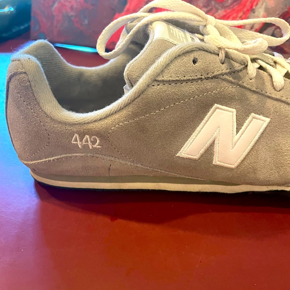 Womens new balance 442 size 11